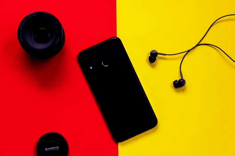 Mobile and earphones
