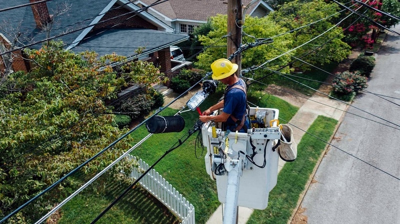 Free Photography of Man Repairing Electrical Wires Stock Photo